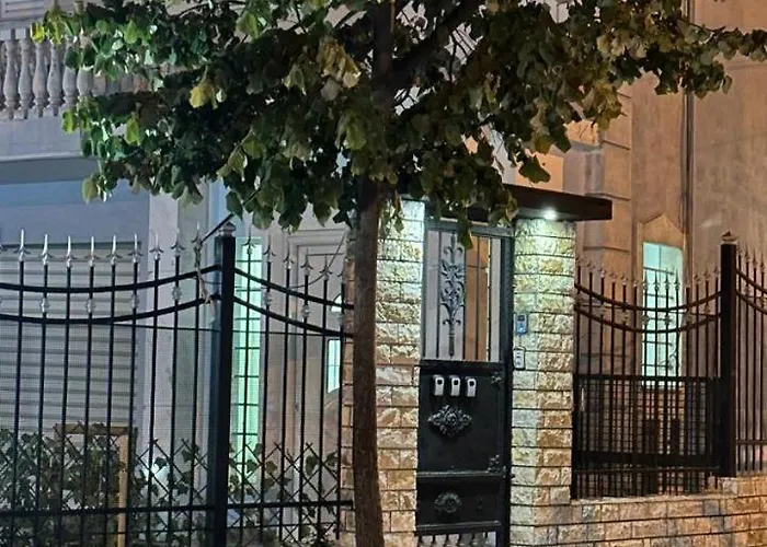 Nikollaj Guest house Kamez